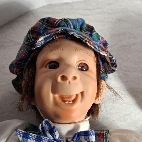 Gi-Go Boy Doll Plaid Outfit, & Girl Doll Red Outfit, Smiles on Both Baby Doll's - Picture 2 of 7